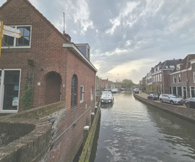 Samen-Zijn in het Brugwachtershuisje, Maarssen, waar Levenskunst en Stervenskunst elkaar ont-moeten | Nicole Broers